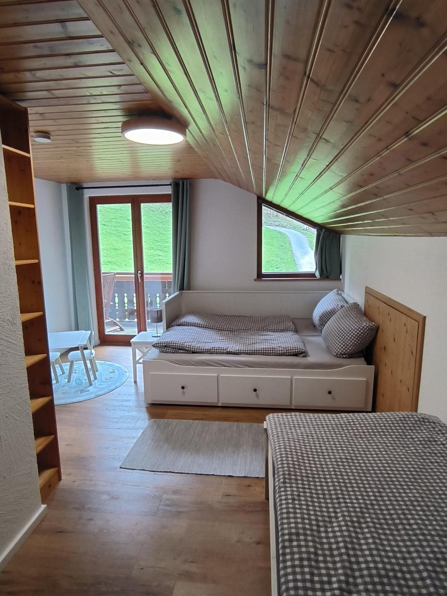 Ferienwohnung Ferienhaus Am Berg Oberstaufen Zimmer foto